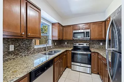 656 59th Street S, Saint Petersburg, FL 33707 - Photo 15