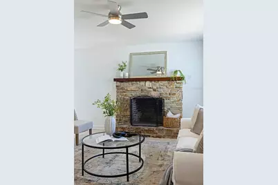 656 59th Street S, Saint Petersburg, FL 33707 - Photo 11