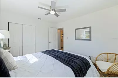 656 59th Street S, Saint Petersburg, FL 33702 - Photo 21
