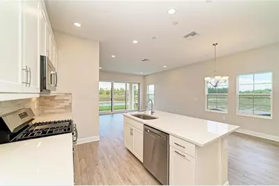 35517 Stableton Lane, Zephyrhills, FL 33541 - Photo 15
