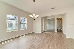 35563 Stableton Ln, Zephyrhills, FL 33541 - Photo 17