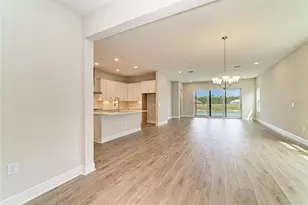 35563 Stableton Ln, Zephyrhills, FL 33541 - Photo 15