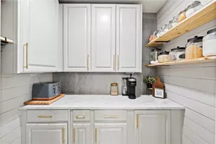 15501 Martinmeadow Dr, Lithia, FL 33547 - Photo 13