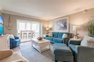 1200 E Peppertree Ln, Sarasota, FL 34242 - Photo 9