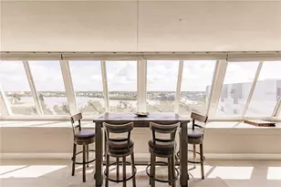 1200 E Peppertree Ln, Sarasota, FL 34242 - Photo 11