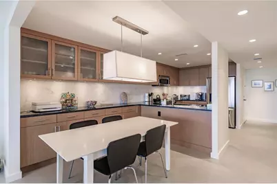 1255 E Peppertree Drive #601, Sarasota, FL 34242 - Photo 7