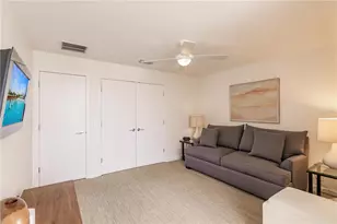 1255 E Peppertree Dr, Sarasota, FL 34242 - Photo 19