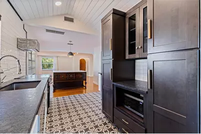 1610 14th Street N, Saint Petersburg, FL 33704 - Photo 13