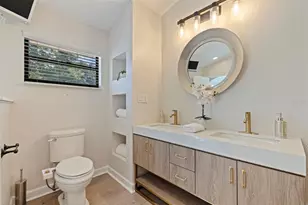 1610 14th St N, Saint Petersburg, FL 33704 - Photo 21