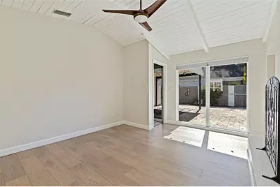 1610 14th Street N, Saint Petersburg, FL 33704 - Photo 17