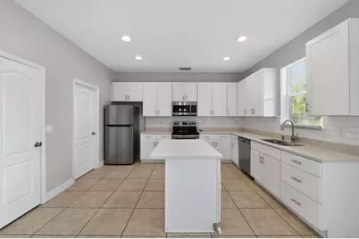 2462 Tahoe Drive, Lakeland, FL 33805 - Photo 13