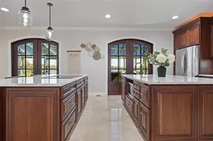 1006 Lake Cooper Dr, Lutz, FL 33548 - Photo 17