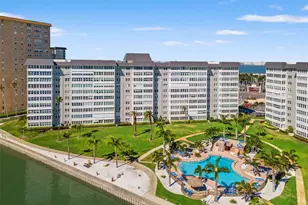 5130 Brittany Dr S, Saint Petersburg, FL 33715 - Photo 37