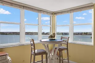 5130 Brittany Dr S, Saint Petersburg, FL 33715 - Photo 5