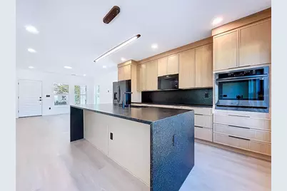 4613 Queensboro Avenue S, Saint Petersburg, FL 33711 - Photo 13
