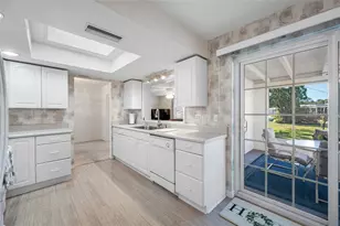 14280 86th Terrace, Seminole, FL 33776 - Photo 21