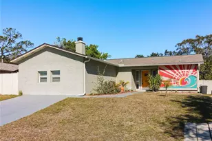 1210 Crossbow Ln, Tarpon Springs, FL 34689 - Photo 1