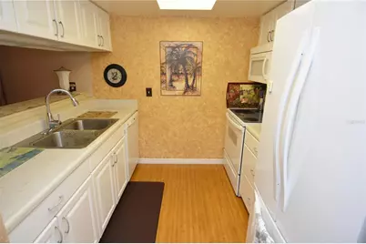 12760 Indian Rocks Road #1110, Largo, FL 33774 - Photo 9