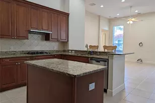 8492 Dunham Station Dr, Tampa, FL 33647 - Photo 11