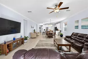 17245 Star Banks St, Wimauma, FL 33598 - Photo 23