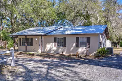 2002 E Willow Dr, Plant City, FL 33566 - Photo 3