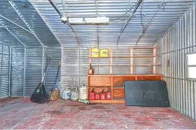 2002 E Willow Dr, Plant City, FL 33566 - Photo 47