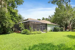 15239 Kestrelrise Dr, Lithia, FL 33547 - Photo 43