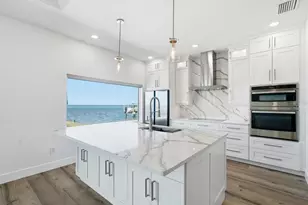 1909 Gulfview Dr, Holiday, FL 34691 - Photo 11