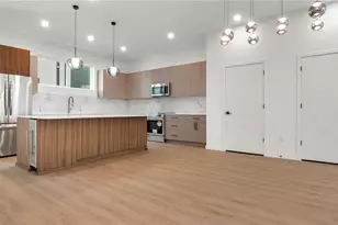 2118 4th St S, Saint Petersburg, FL 33705 - Photo 27
