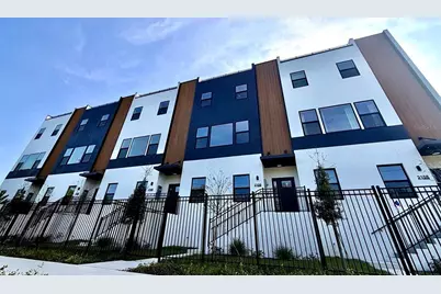 2118 4th Street S, Saint Petersburg, FL 33705 - Photo 1