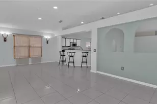 30244 Birdhouse Dr, Wesley Chapel, FL 33545 - Photo 5