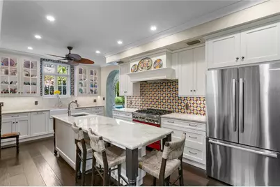 7211 3rd Avenue S, Saint Petersburg, FL 33707 - Photo 11