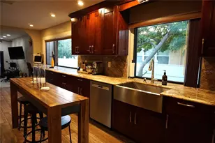 2300 37th Ave N, Saint Petersburg, FL 33713 - Photo 5