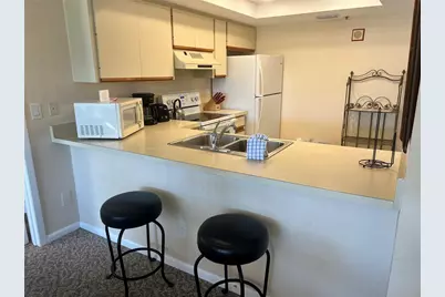 1001 Point Of Rocks Road #309, Sarasota, FL 34242 - Photo 5