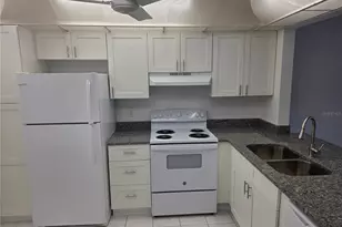 14130 Rosemary Ln, Largo, FL 33774 - Photo 5