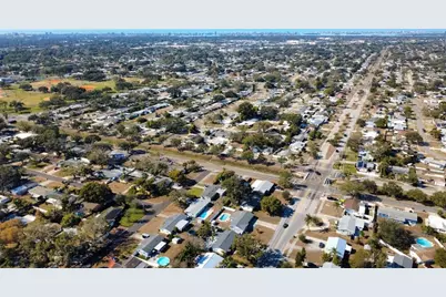 5700 30th Avenue N, Saint Petersburg, FL 33710 - Photo 9