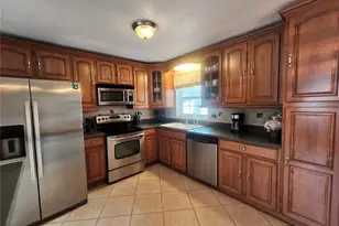 5700 30th Ave N, Saint Petersburg, FL 33710 - Photo 11