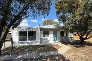 617 Pent St, Tarpon Springs, FL 34689 - Photo 1