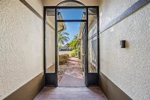 10133 Collar Dr, San Antonio, FL 33576 - Photo 7