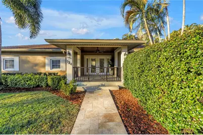 134 Riviera Way NE, Saint Petersburg, FL 33704 - Photo 3