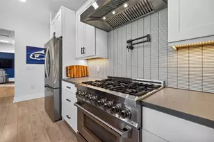 2822 Burlington Ave N, Saint Petersburg, FL 33713 - Photo 23