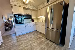 2460 Persian Dr, Clearwater, FL 33763 - Photo 9