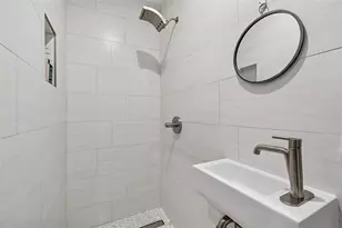 2000 Serpentine Cir S, Saint Petersburg, FL 33712 - Photo 45