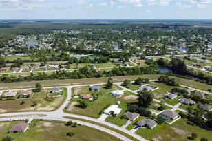 4239 E Gator Cir, Cape Coral, FL 33909 - Photo 19