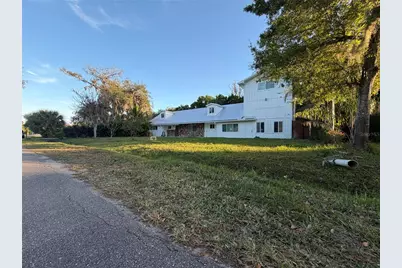 2559 Rainbow Drive, Fort Pierce, FL 34981 - Photo 3