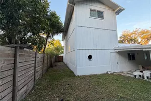 2559 Rainbow Dr, Fort Pierce, FL 34981 - Photo 41