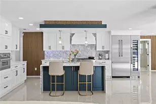 900 31st Ave NE, Saint Petersburg, FL 33704 - Photo 5