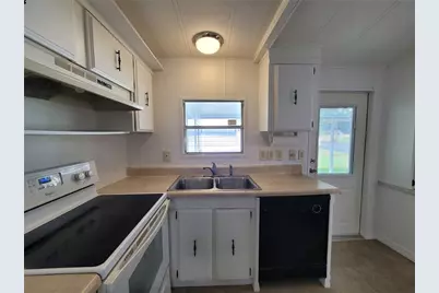 7209 El Meyers Street, Zephyrhills, FL 33541 - Photo 3