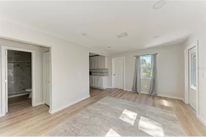 702 20th Avenue W, Bradenton, FL 34205 - Photo 5
