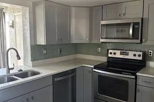 2683 Sabal Springs Cir, Clearwater, FL 33761 - Photo 9